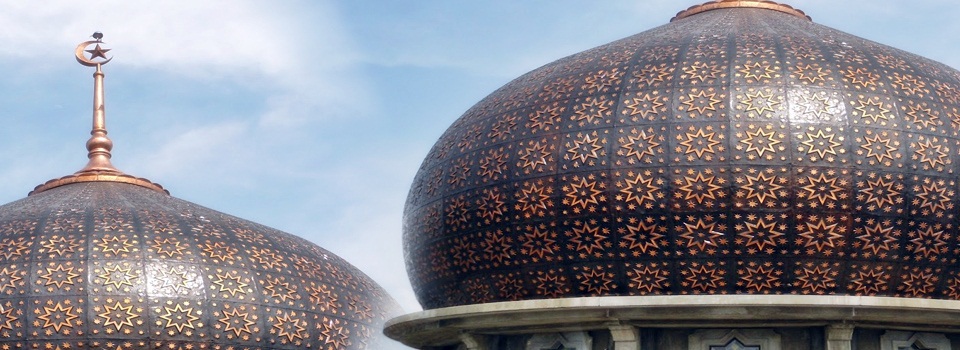 kubah kuningan, harga kubah kuningan, pengrajin kubah kuningan, kubah masjid kuningan, lampu hias kuningan, lampu hias dari kuningan, lampu gantung kuningan kuno, lampu gantung kuningan, lampu gantung kuningan antik, lampu gantung kuningan juwana,